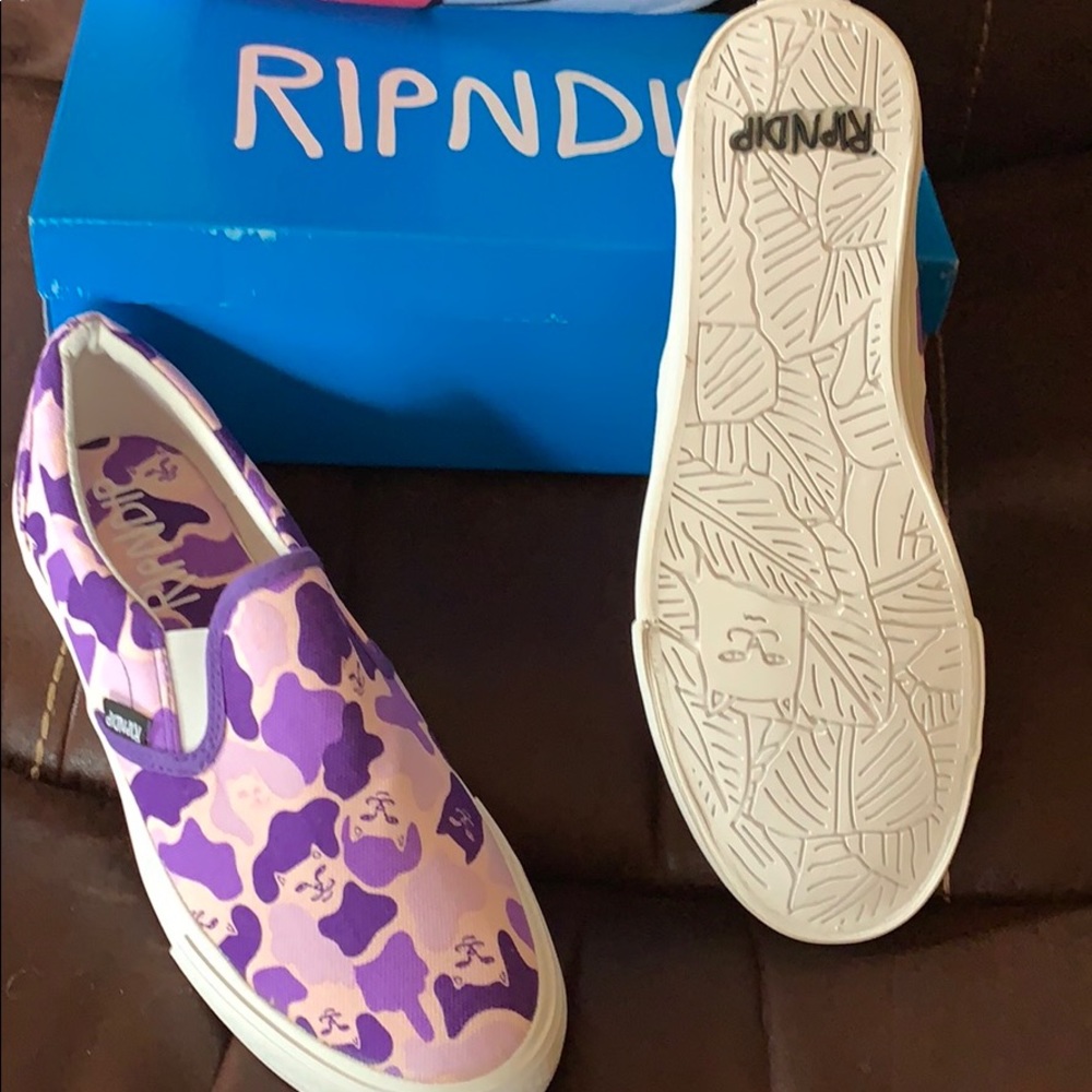 Slip on shoes